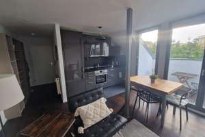 Fully furnished top floor apartment with balcony near Rosenthalerplatz – Die vollständige Adresse der Immobilie erhältst du vom Anbieter., 10115 Mitte (Ortsteil), Berlin – Vorschaubild 4