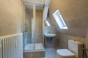 ***Erstbezug nach Sanierung: Helle 3,5-Zimmer-Maisonette im Herzen der beliebten Calwer Straße*** – Die vollständige Adresse der Immobilie erhältst du vom Anbieter., 70173 Neue Vorstadt, Stuttgart – Vorschaubild 18