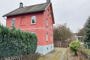 SOLIDES BACKSTEINHAUS MIT VIELEN SCHLAFZIMMERN - SIEGEN BIRLENBACH – Die vollständige Adresse der Immobilie erhältst du vom Anbieter., 57078 Birlenbach, Siegen – Vorschaubild 3