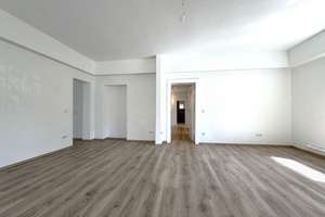 Sanierte, sonnige 2-Zimmer Wohnung, auch gewerblich nutzbar,  in Berlin-Lankwitz (Steglitz) – Die vollständige Adresse der Immobilie erhältst du vom Anbieter., 12247 Lankwitz, Berlin – Vorschaubild 9