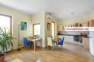 IMMOBERLIN.DE - Hell & stimmungsvoll! Altbauwohnung mit Loggia beim Tempelhofer Feld