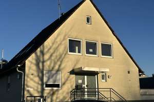Zweifamilienhaus mit Einliegerwohnung für Kapitalanleger oder Eigennutzung – Die vollständige Adresse der Immobilie erhältst du vom Anbieter., 73265 Dettingen unter Teck – Vorschaubild 2