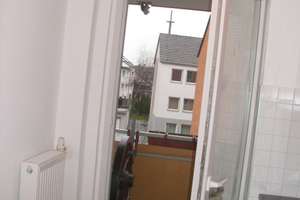 HAUS SUCHT HAUSMEISTER: DU-Altstadt, Helle 2-ZiKüDB + EINBAUKÜCHE , Laubengang als ERSATZ-BALKON  – Ulrichstaße 16, 47057 Altstadt, Duisburg – Vorschaubild 8