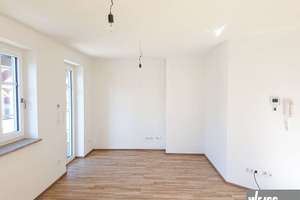 Charmante, kleine Doppelhaushälfte mit Balkon in Höchberg (kein Garten) – Sonnemannstraße 3, 97204 Höchberg – Vorschaubild 2