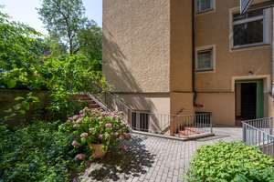 AIGNER - Bezugsfreie 2,5-Zimmer-Wohnung in denkmalgeschütztem Altbau im Herzen der Maxvorstadt – Die vollständige Adresse der Immobilie erhältst du vom Anbieter., 80333 Augustenstraße, München – Vorschaubild 9