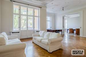 Herrschaftliche, bezugsfreie 8-Zimmer- Altbauwohnung am Ku’damm: 266 m², Kamin, Kachelofen & Loggia – Die vollständige Adresse der Immobilie erhältst du vom Anbieter., 10629 Charlottenburg, Berlin – Vorschaubild 3