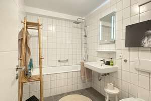 Modernisierter Wohntraum im Dreiländereck - Flexible 2,5-Zimmer mit Balkon, Option auf 3 Zimmer – Die vollständige Adresse der Immobilie erhältst du vom Anbieter., 79576 Weil am Rhein – Vorschaubild 4