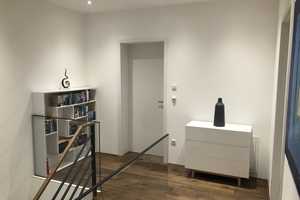 Hochwertig ausgestattete DHH im Stadtvilla-Stil mit hochwertiger Einbauküche und Massivholzparket – Ensbachstr. 2a, 89420 Dillingen an der Donau (Kreis) – Vorschaubild 11