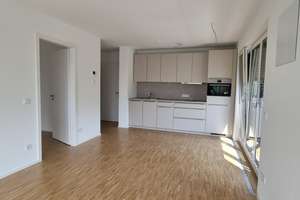 Wohnen im inneren Westen von Regensburg: 2-Zimmer-Wohnung mit Balkon – Prüfeninger Straße 78, 93049 Westenviertel, Regensburg – Vorschaubild 2