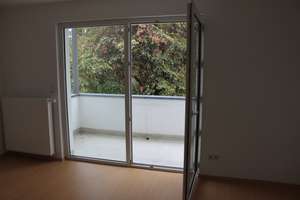 Exklusive, helle 3-Zimmer-Wohnung mit frisch saniertem Balkon und Einbauküche in Bonn Endenich – Magdalenenstr. 52, 53121 Endenich, Bonn – Vorschaubild 5