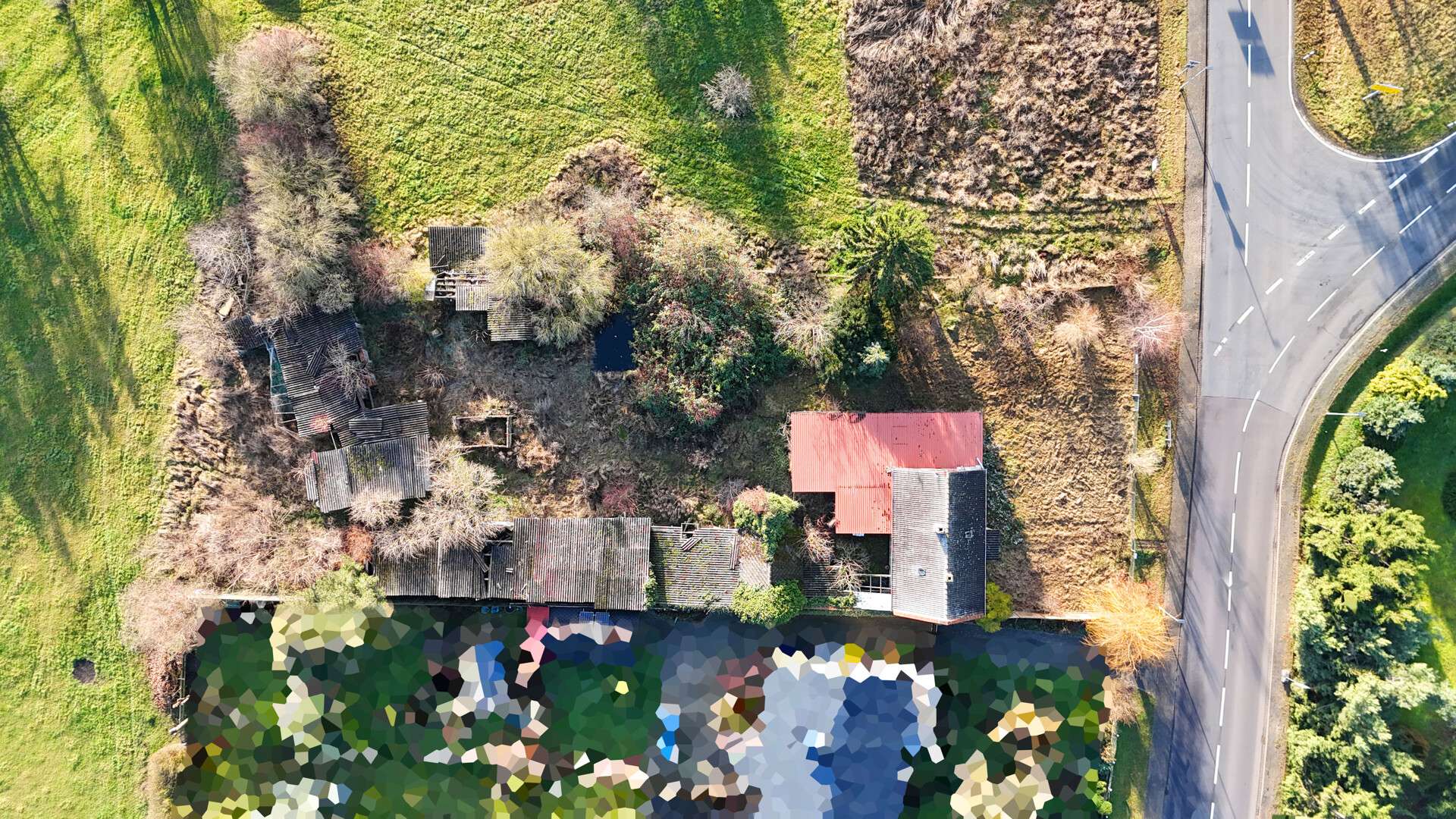 Sanierungsbedürftiges Haus mit großem Grundstück in Ortsrandlage, Stendal Kreis – Bild 2