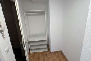Helle 2-Zimmer-Wohnung mit Balkon in Köln Ehrenfeld – Intzestraße 9, 50825 Ehrenfeld (Ortsteil), Köln – Vorschaubild 3