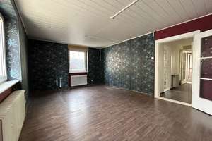 Renovierungsbedürftige Doppelhaushälfte mit Hof – Die vollständige Adresse der Immobilie erhältst du vom Anbieter., 76829 Landau, Landau in der Pfalz – Vorschaubild 2