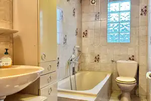 EIN GANZES HAUS -  mit Einbauküche, Whirlpool, Gallerie etc. – Mayen-Koblenz (Kreis) – Vorschaubild 10