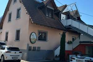 Mehrfamilienhaus mit 4 Wohneinheiten – Schloßbergstraße 68, 79235 Vogtsburg im Kaiserstuhl – Vorschaubild 1