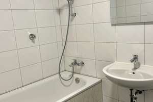 renovierte 3-Zimmer-Wohnung in Duisburg-Meiderich – Die vollständige Adresse der Immobilie erhältst du vom Anbieter., 47137 Mittelmeiderich, Duisburg – Vorschaubild 13