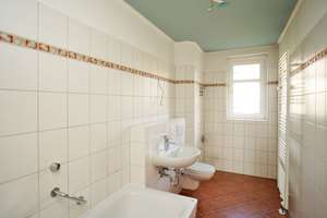 Property thumbnail 9