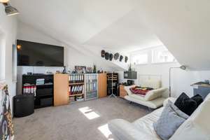 Property thumbnail 10