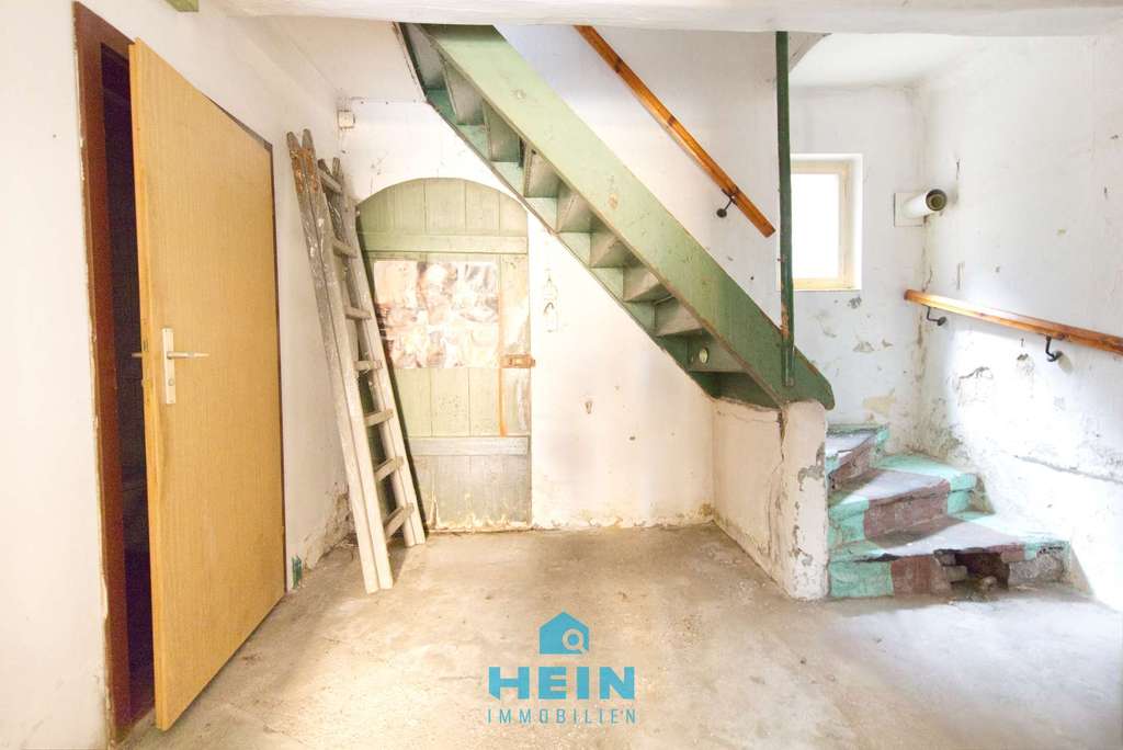 Immobilie in Lößnitz - Zentrales Stadthaus in Lößnitz wartet auf neues Leben - Bild 2