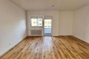 Stilvoll kernsanierte 1,5-Zimmer-Wohnung mit Balkon & Aufzug in Wedding