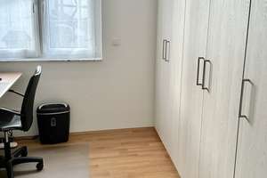 Möblierte, sehr gut geschnittene 2-Zimmerwohnung, EBK, klimatisiert – 53227 Oberkassel, Bonn – Vorschaubild 4