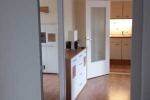 Sonnige und ruhige 2-Zi-Wohnung (Balkon, EBK, Stellplatz) im gepflegten Umfeld in Charlottenburg – Lindenallee 52, 14050 Berlin – Vorschaubild 9