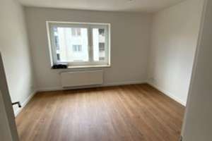 Moderne 3,5-Zimmerwohnung mit Dachterrasse in Solingen-Ohligs – Scharrenberger Straße 22, 42699 Ohligs/Aufderhöhe/Merscheid, Solingen – Vorschaubild 8