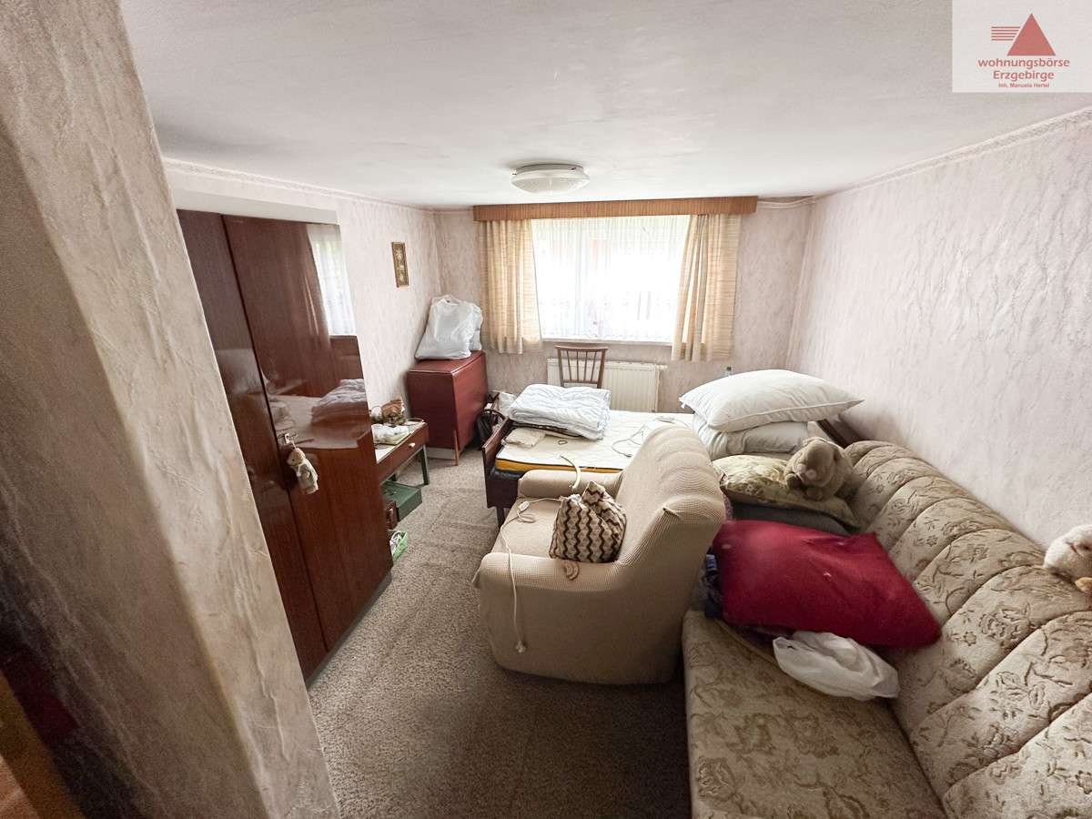 Immobilie in Zwönitz - Einfamilienhaus/Zweifamilienhaus in Zwönitz zum Sanierungen: 150 m² Wohnfläche & 550 m² Grundstück - Bild 7