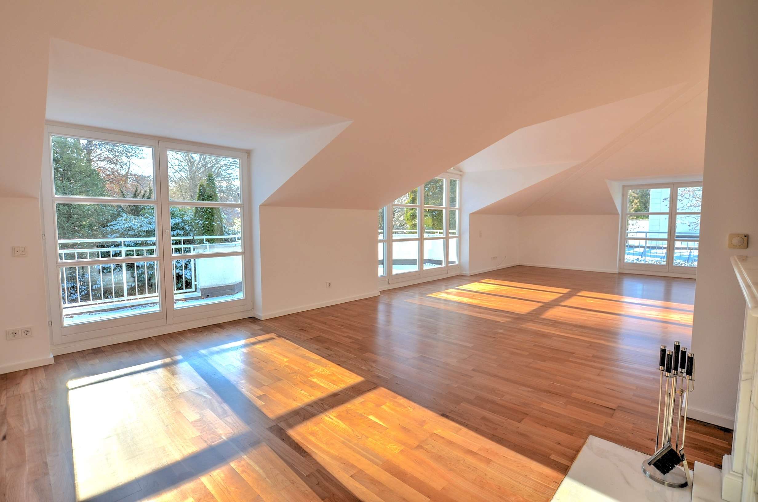 Immobilie in Grünwald - MÜNCHEN-GRÜNWALD: SONNIGES DACHGESCHOSSJUWEL MIT EXQUISITER AUSSTATTUNG! - Bild 6