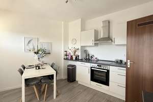 Großzügiges Apartment mit einladender Wohnküche und Sonnenbalkon in Lindenthal! – Die vollständige Adresse der Immobilie erhältst du vom Anbieter., 50935 Lindenthal (Ortsteil), Köln – Vorschaubild 9