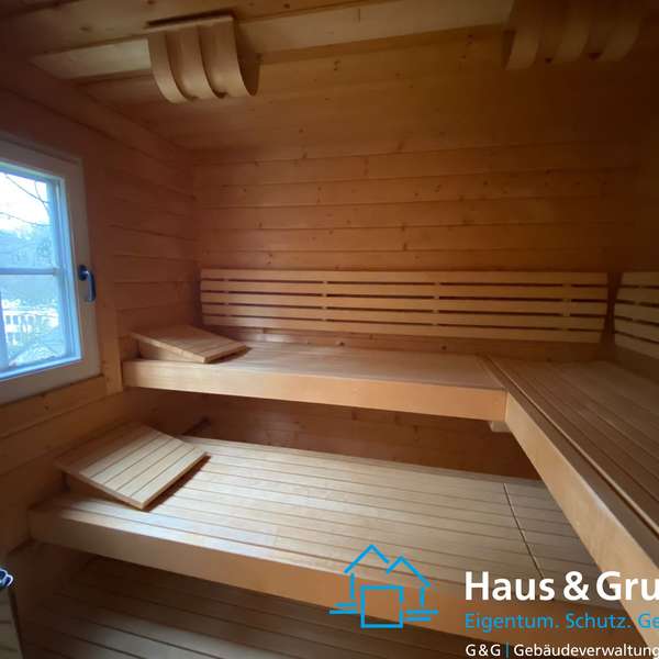 *** Beeindruckendes Bruchsteinhaus mit - Sonnenterrasse - Garten - Sauna - Kamin ***