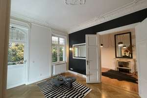 Altbau modern interpretiert, Grundriss ohne Kompromisse, 3 Parkplätze (Garage, Carport, Stellplatz) – Die vollständige Adresse der Immobilie erhältst du vom Anbieter., 65195 Westend / Bleichstraße, Wiesbaden – Vorschaubild 10