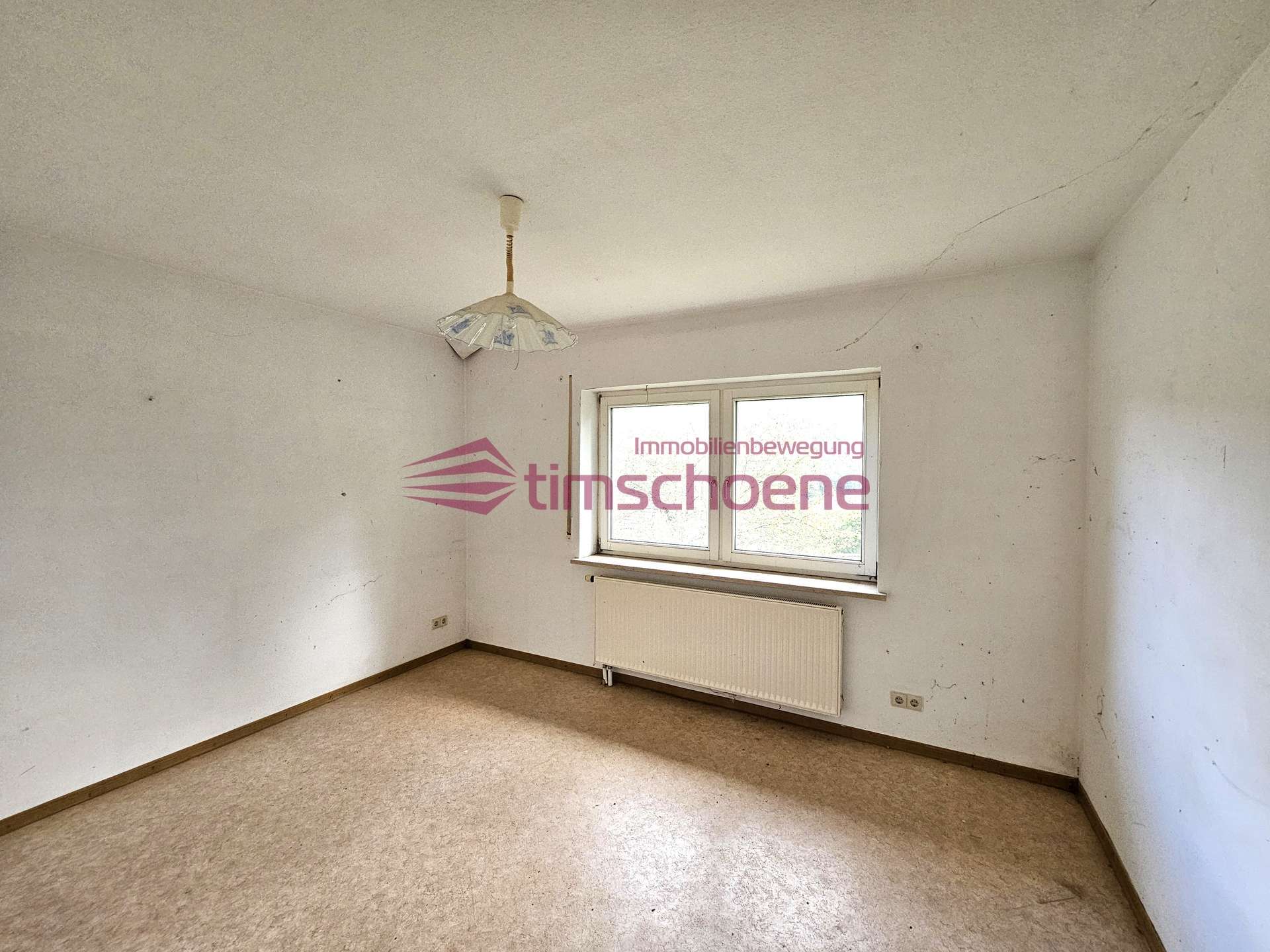 Immobilie in Schwarzatal - Freistehendes Einfamilienhaus mit Ausbaupotential in Unterweißbach zu verkaufen! - Bild 2