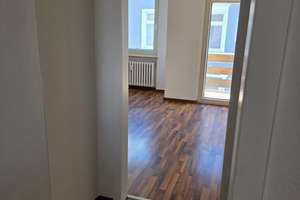 *AB SOFORT VERFÜGBAR* Frisch renovierte 3-Zimmer Wohnung mit Balkon – Königstraße 28, 47798 Stadtmitte, Krefeld – Vorschaubild 3
