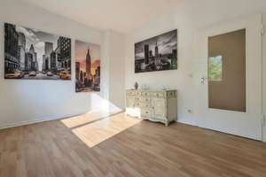 Schöne, helle und bezugsfertige 3,5-Zimmer-Wohnung mit Balkon, im Essener Südviertel* – Richard-Wagner-Straße 40, 45128 Südviertel, Essen – Vorschaubild 35