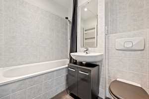 Property thumbnail 12