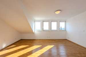 ++Ruhe, Sonne und Fernblick++
Modernes Architektenhaus in 1A Villenlage
Kelkheim-Ruppertshain – Hochtaunuskreis – Vorschaubild 11