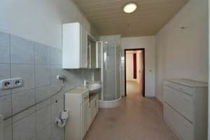 Wohnungspaket mit Potenzial – 2 Einheiten, Balkon und großzügige Garage – Die vollständige Adresse der Immobilie erhältst du vom Anbieter., 91710 Gunzenhausen – Vorschaubild 8