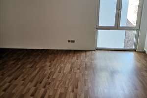Helles Apartment mit Einbauküche und bodentiefem Fenster mitten in der City! – Große Steinstraße 10, 6108 Altstadt, Halle (Saale) – Vorschaubild 9