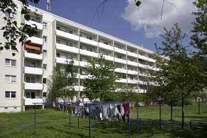 3 Zimmer suchen eine Familie – Köthener Straße 12, 12689 Marzahn, Berlin – Vorschaubild 1