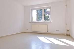 !! Ihre Schlüssel warten auf Sie !! 2-Raumwohnung in Stadtfeld – Große Diesdorfer Str. 68b, 39110 Stadtfeld West, Magdeburg – Vorschaubild 1