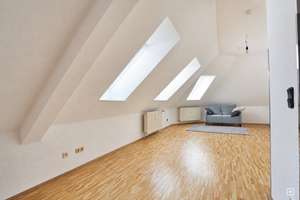 Helle ca. 45m² große 2-Zimmer-Dachgeschosswohnung mit Tageslichtbad
 – Die vollständige Adresse der Immobilie erhältst du vom Anbieter., 58089 Wehringhausen, Hagen – Vorschaubild 3