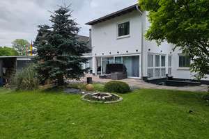 Luxuriöses Zweifamilienhaus mit Sauna & 4 Parkplätzen in Duisburg – Die vollständige Adresse der Immobilie erhältst du vom Anbieter., 47179 Wehofen, Duisburg – Vorschaubild 1
