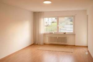 Ruhe genießen, Frankfurt erleben – attraktive 3-Zimmerwohnung mit Balkon in begehrter Lage – Die vollständige Adresse der Immobilie erhältst du vom Anbieter., 60435 Berkersheim, Frankfurt am Main – Vorschaubild 3