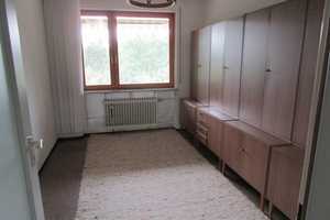 Wohnen auf einer Ebene! Einfamilienhaus am Ortsrand im Bungalowstil – Breslauer Str. 35, 91217 Nürnberger Land (Kreis) – Vorschaubild 9