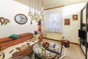 Attraktive Kapitalanlage: Vollvermietetes MFH mit Gewerbeeinheit in Krefeld – Krefeld – Vorschaubild 2