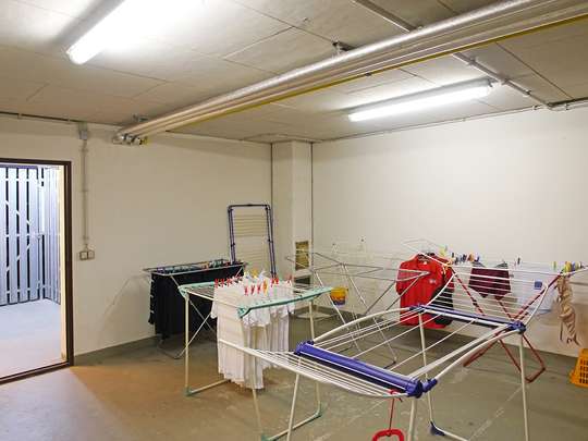 Moderne 3-Zim.-Wohnung mit PKW-Stellplatz und Garten - Bild 25