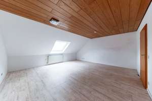 Frankfurt-Berkersheim: Familienfreundliches Reihenmittelhaus mit ca. 175 m² Wohnfläche und Garage – 60435 Berkersheim, Frankfurt am Main – Vorschaubild 13
