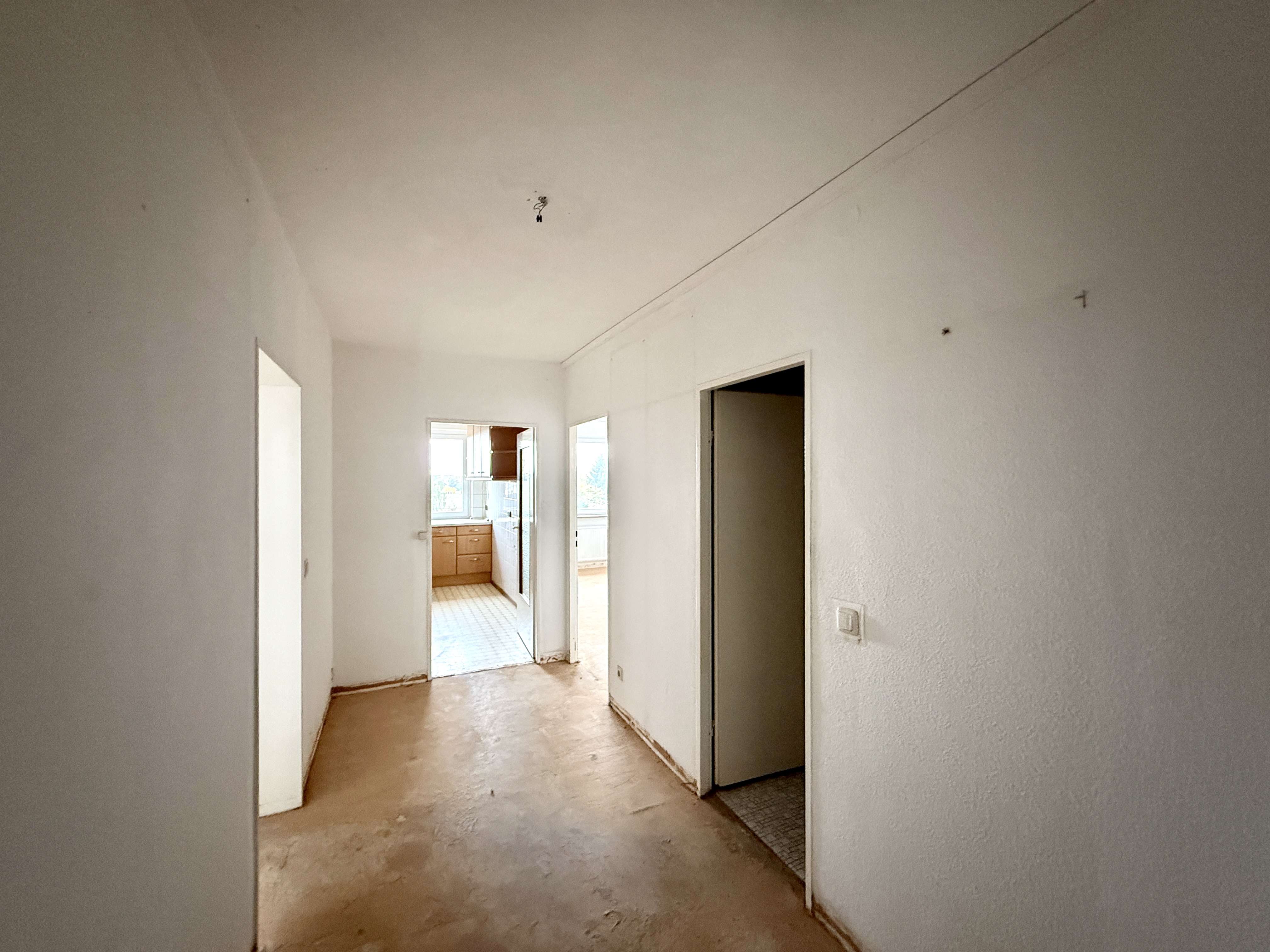 Wohnen mit Ausblick: Helle 2-Zimmer-Wohnung mit Süd­balkon und TG-Stellplatz, Hamburg – Bild 3