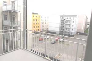 Tolle 3-Raum-Wohnung mit Balkon, Weitblick + Fahrstuhl in Buckau! – Bahnikstr. 6, 39104 Magdeburg – Vorschaubild 1